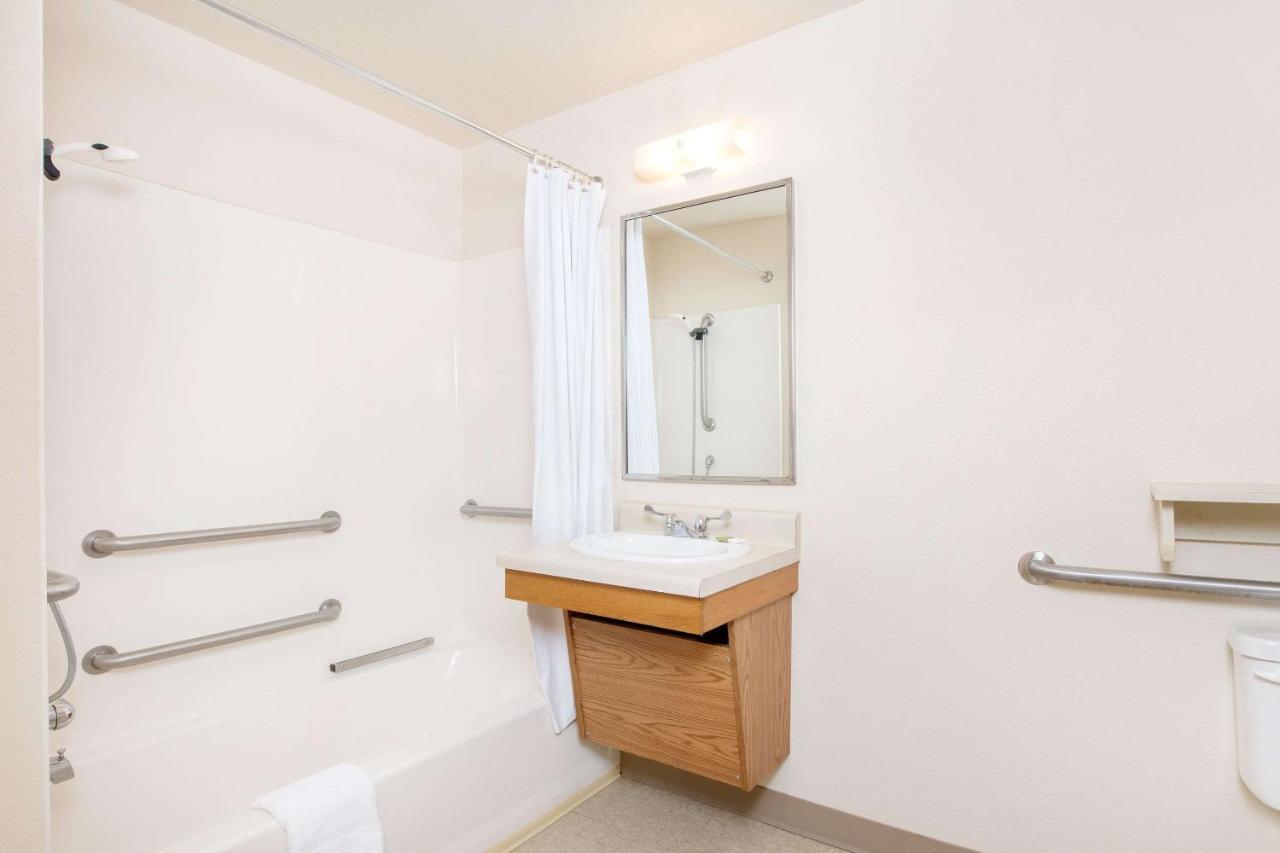 Woodspring Suites Columbus Fort Moore Extérieur photo